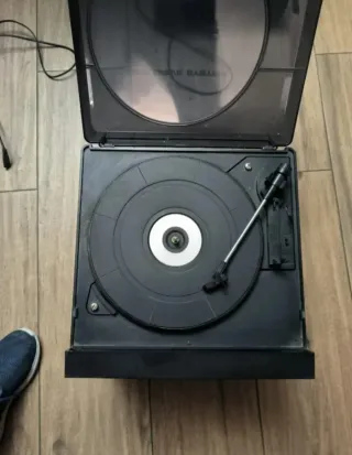 Equipo de sonido Philips con tocadiscos