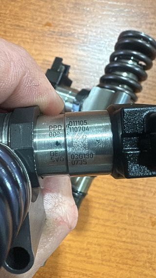 Inyector Bomba 03G130073S 03G130073D