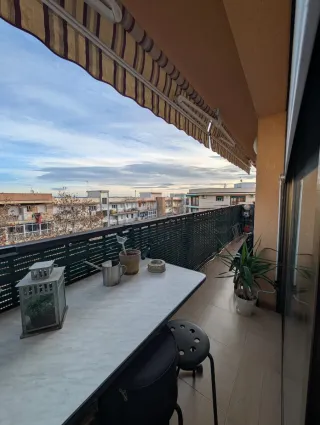 PISO EN VILA-SECA,5° CON ASCENSOR