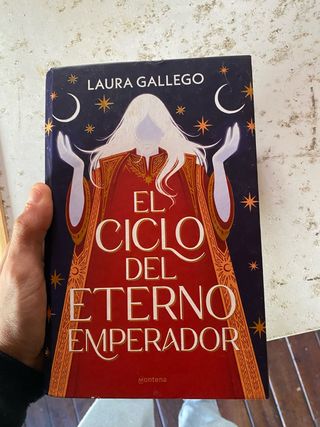 El ciclo del eterno emperador