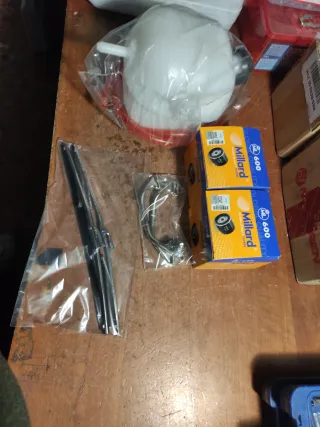 Lote recambios Seat 600