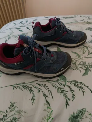 Zapatillas waterprof de montaña talla 38