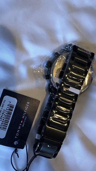 Relógio Tommy Hilfiger Preto e Prata