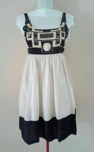 Zara Talla S - Vestido Seda Crema y Negro