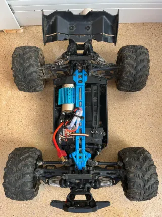 Coche radiocontrol Conquer escala 1/16