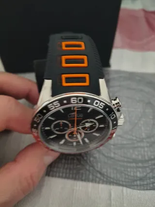 Reloj Lotus Negro