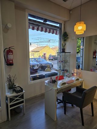 Transpaso peluquería lista para empezar a trabajar