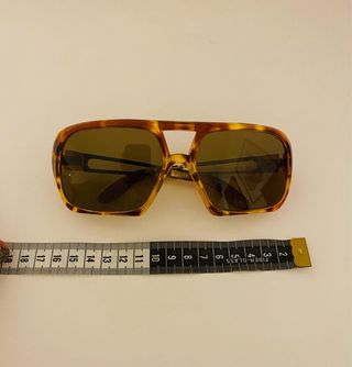 Occhiali da sole vintage anni '80