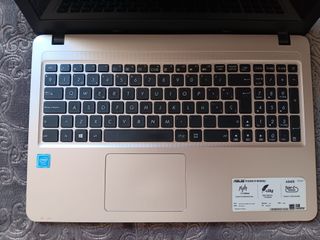 Ordenador portátil Asus. FALLAN VARIAS TECLAS