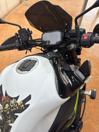 Kawasaki Z900 A2 Naked Manual
