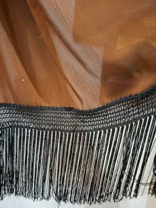 Manton/Fular Flamenco Marrón con Flecos Negros