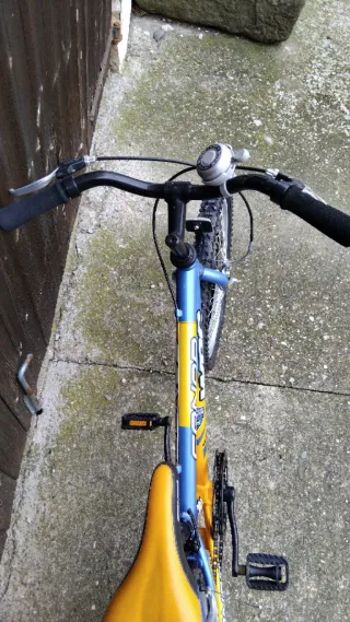 Bicicleta Infantil Conor WRC Azul y Amarillo