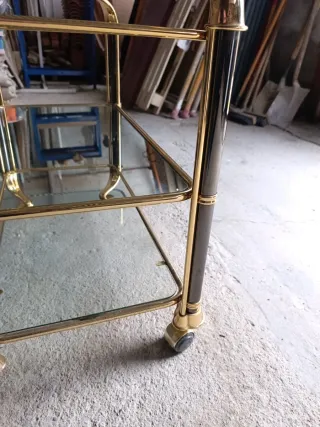 Mesita vintage cristal y metal dorado