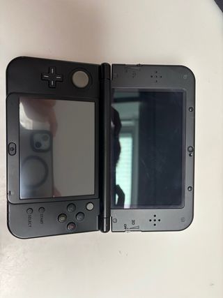 Nintendo 3DS XL Sole e Luna Edizione Limitata