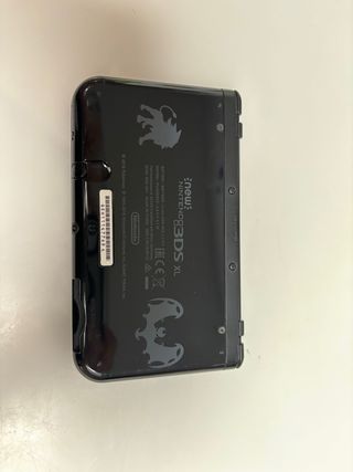 Nintendo 3DS XL Sole e Luna Edizione Limitata