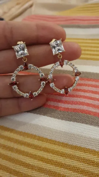 Pendientes chapados en oro 18k con caja