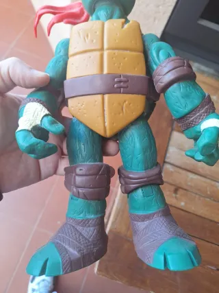 Figura Tortuga Ninja Raphael - Tamaño 10"