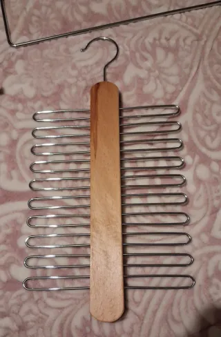 3 Perchas para pantalones sin estrenar