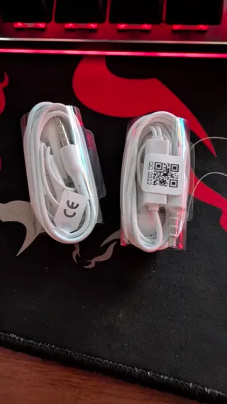 Auricolari Jack 3.5mm Bianchi nuovi mai usati.