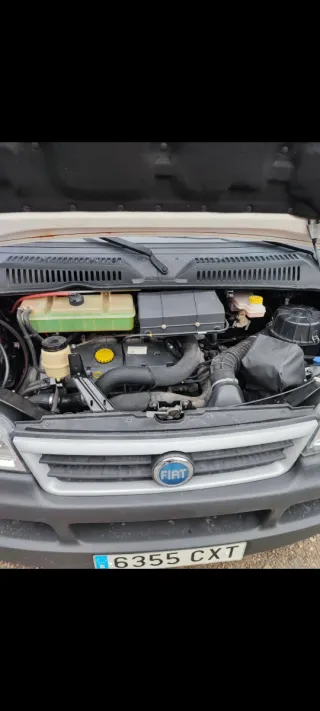 Autocaravana 6 plazas con garaje