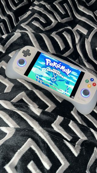 Retroid Pocket 5 Gris