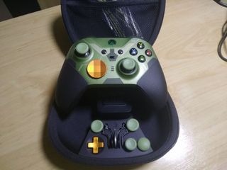 Mando Xbox Elite Series 2 HALO Custom
