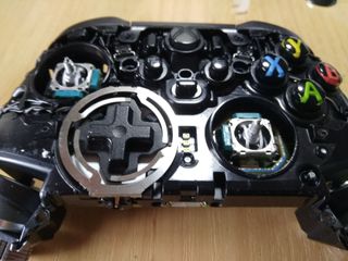 Mando Xbox Elite Series 2 HALO Custom