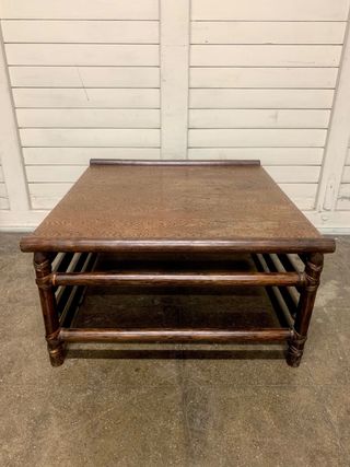 Mesa baja de centro o auxiliar. Vintage