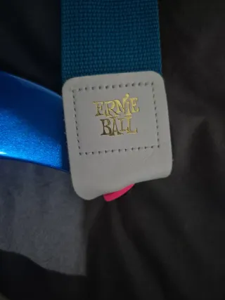 Pack de guitarra Jackson JS Series Dinky Arch Top