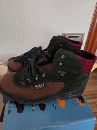 Botas de montaña Jefeda Marrón/Verde