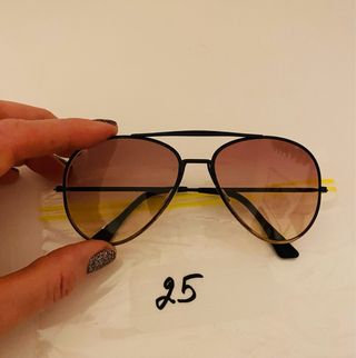 Occhiali da sole vintage anni '80