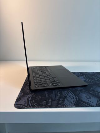 (Buen estado) Surface Laptop 4 i5 8GB 473GB Negro