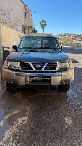 Nissan Patrol gr y61 2002