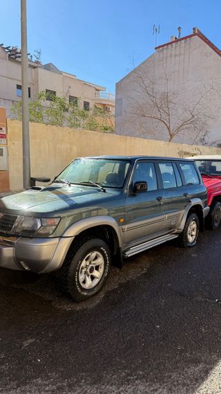 Nissan Patrol gr y61 2002