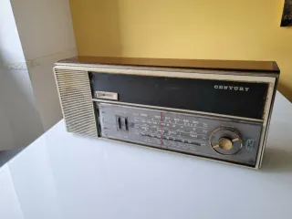 Radio valvolare vintage Century