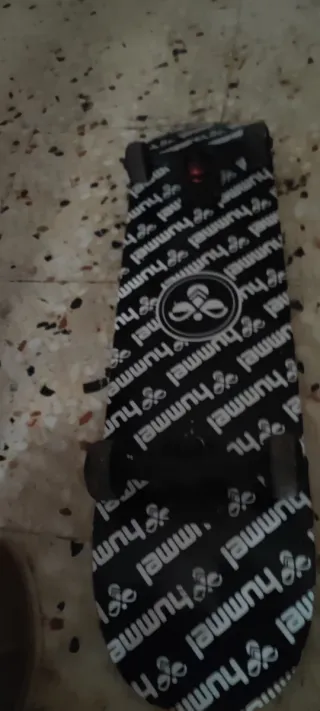 Skate Monopatín humen amateur