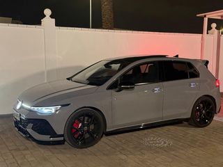 Volkswagen Golf 2025