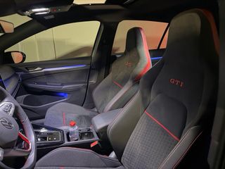 Volkswagen Golf 2025