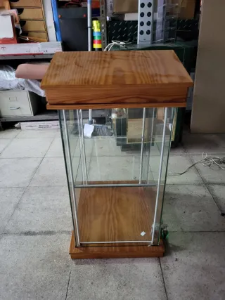 Vitrina expositora El Casco