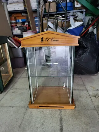 Vitrina expositora El Casco