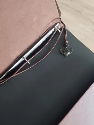 Álbum de fotos de cuero con mapa