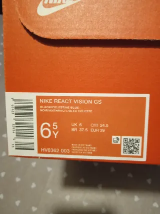 Nike React Vision negras