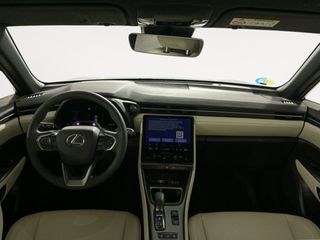 Lexus LBX FWD Elegant