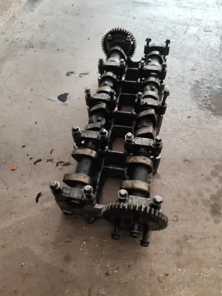 Árbol levas y taqués Vito W638