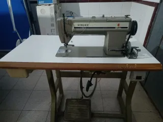 Máquina de coser Singer industrial