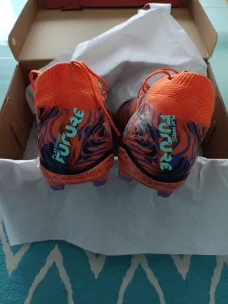 Botas de fútbol Naranja Talla 44,5 solo un entreno