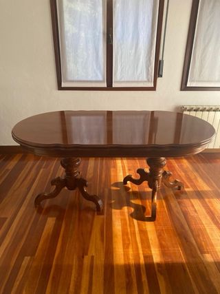 Mesa extensible de madera