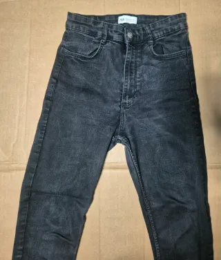 Pantalón Zara Gris Talla 38