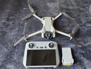 Dron DJI Mini 3 con Accesorios
