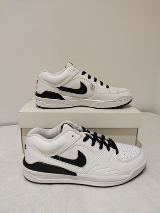 T40,5 Zapatillas Nike Hombre Blancas y Negras